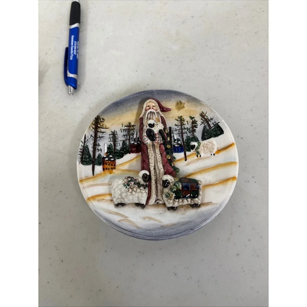 Ganz Santa Claus and Sheep Plate Christmas‎ Winter Scene Collectible Wall Decor